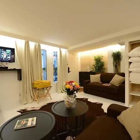 Loft Basfour-paris Centre Equipe Avec Sauna!-paris 4e Apartment
